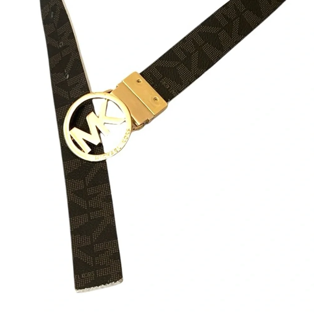 MICHAEL KORS Twist Reversible Belt White Monogram/Brown Monogram 38” M/L, Unisex
